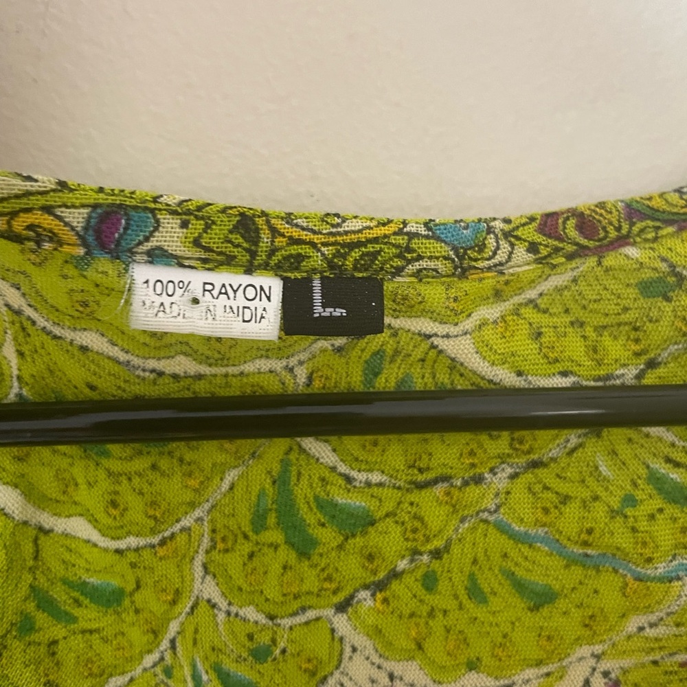 Pheobe Buffay‎ Style Green Peacock Print Top Split Tie Bell Sleeve L Boho Rayon - Picture 5 of 5